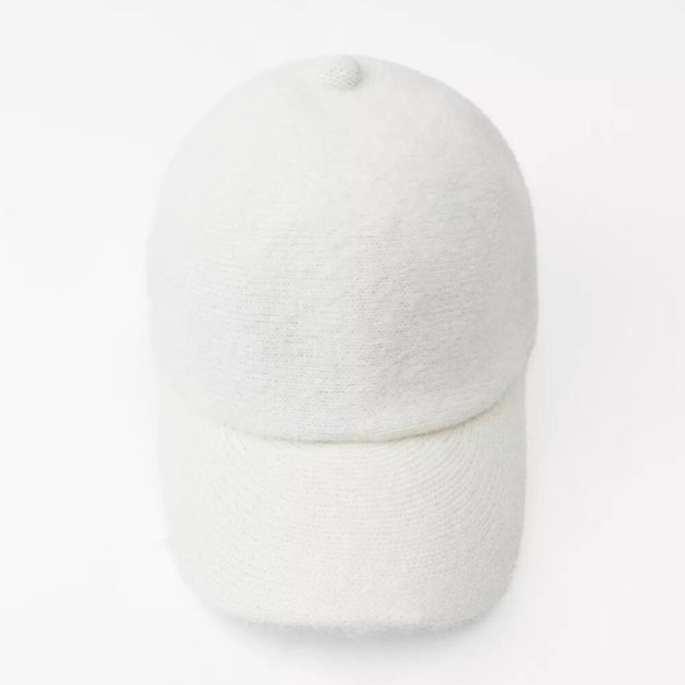 ZARA 1023/224 Knit Cap with Bow Ecru Womens Adjustable Hat M